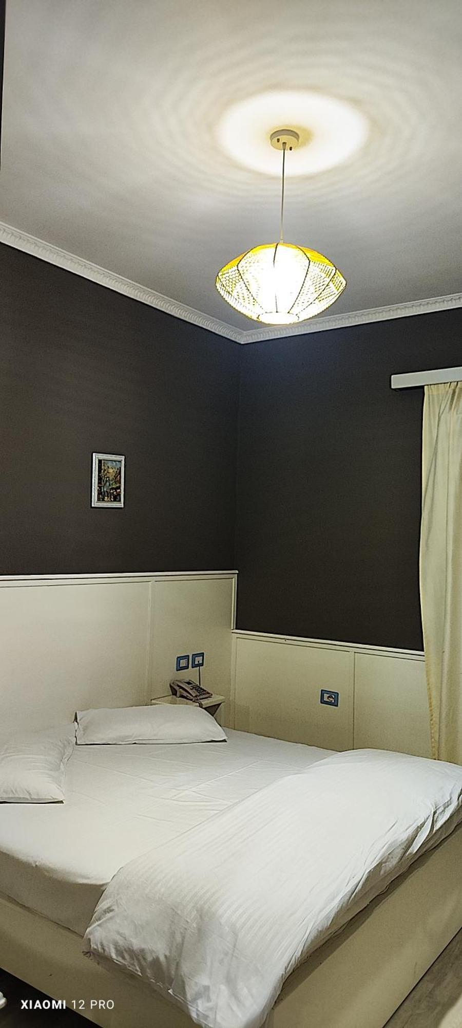 Hotel Kastria Tiranë Eksteriør bilde