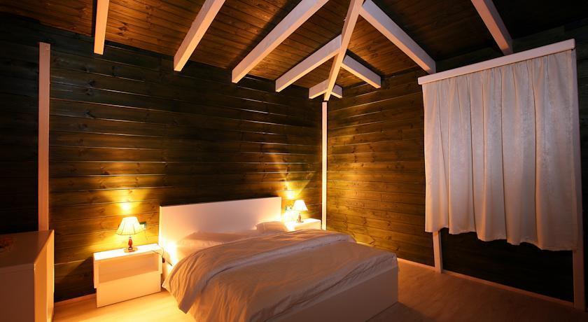Hotel Kastria Tiranë Eksteriør bilde